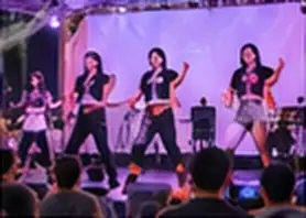 K-Pop Podium